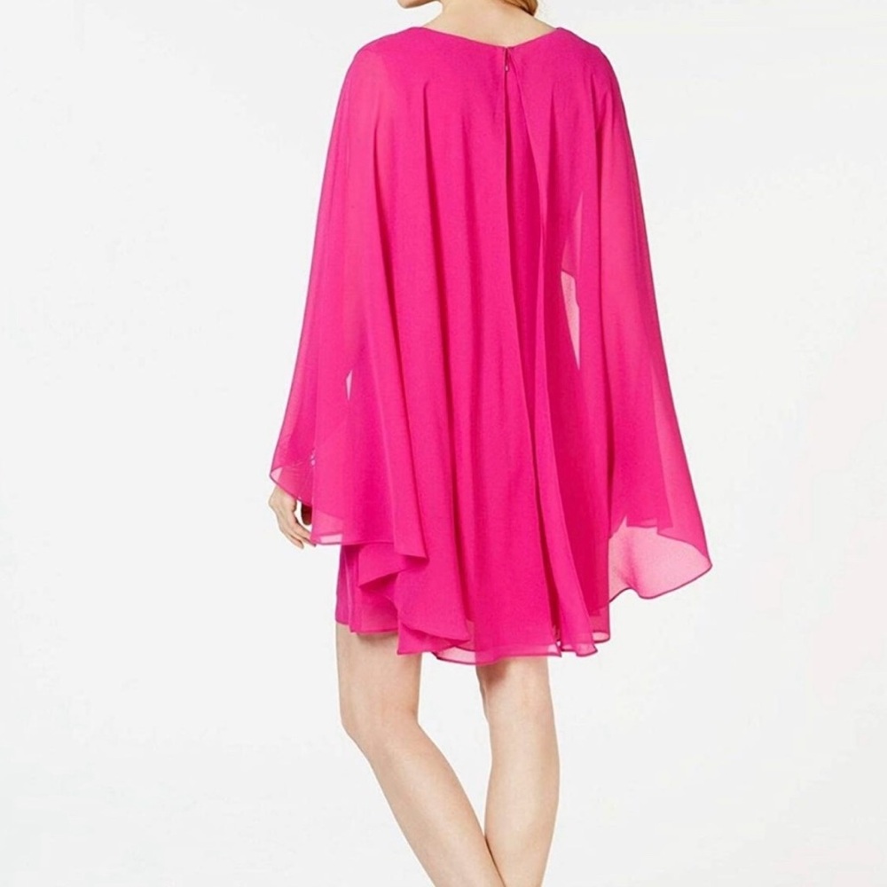 Vince Camuto Chiffon Flowy V-Neck
Cape Dress, Size 4, Hot Pink